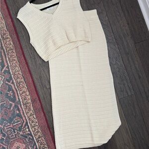 Line and dot crochet set